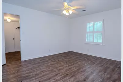 557 Daisy Nash Drive SW, Lilburn, GA 30047 - Photo 10