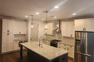 423 Johnson Ct, Alpharetta, GA 30009 - Photo 14