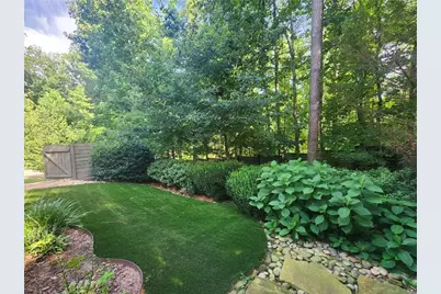 423 Johnson Court, Alpharetta, GA 30009 - Photo 8