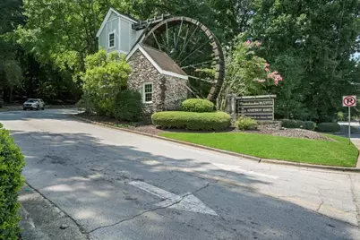 3749 Chattahoochee Summit Drive, Atlanta, GA 30339 - Photo 44