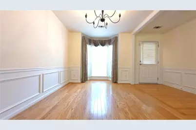 135 Friars Head Drive, Suwanee, GA 30024 - Photo 2