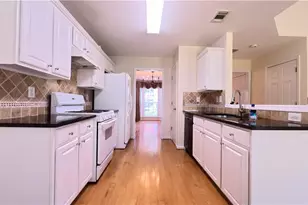 135 Friars Head Dr, Suwanee, GA 30024 - Photo 26