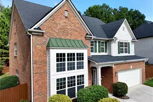 6015 Thrasher Ct, Cumming, GA 30028 - Photo 8
