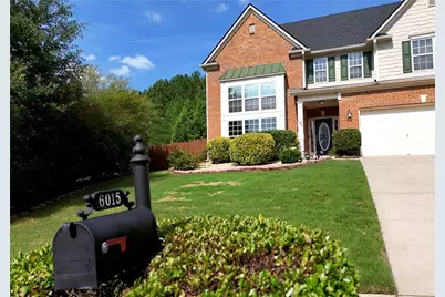 6015 Thrasher Court, Cumming, GA 30028 - Photo 4