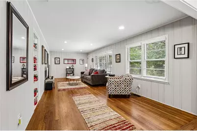 305 Oak Avenue, Carrollton, GA 30117 - Photo 4