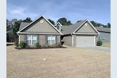 138 Livingston Court, Winder, GA 30680 - Photo 2