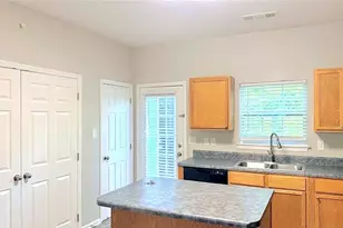 369 Pine Hill Pl, Norcross, GA 30093 - Photo 4