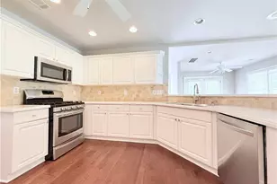 561 Sweetfern Ln, Sugar Hill, GA 30518 - Photo 4