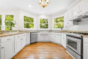 10795 Cauley Creek Dr, Johns Creek, GA 30097 - Photo 20