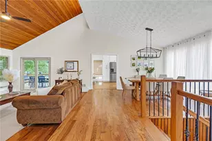 594 Farmbrook Trail NE, Kennesaw, GA 30144 - Photo 8