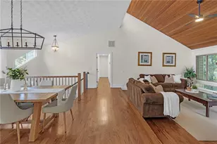 594 Farmbrook Trail NE, Kennesaw, GA 30144 - Photo 4