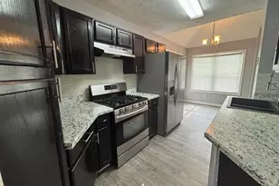 12022 Harbour Town Pkwy, Fayetteville, GA 30215 - Photo 4