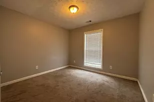 12022 Harbour Town Pkwy, Fayetteville, GA 30215 - Photo 12