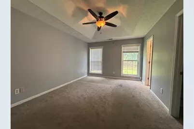 12022 Harbour Town Parkway, Fayetteville, GA 30215 - Photo 10