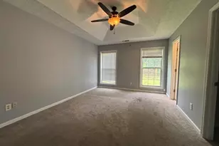 12022 Harbour Town Pkwy, Fayetteville, GA 30215 - Photo 10