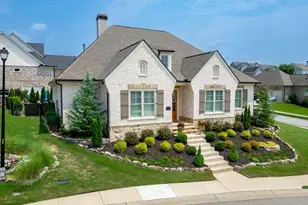 2346 Rock Maple Dr, Braselton, GA 30517 - Photo 2