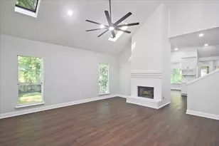 1089 Crooked Creek Rd, Lithonia, GA 30058 - Photo 10