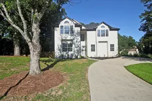 1089 Crooked Creek Rd, Lithonia, GA 30058 - Photo 1
