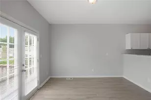 4299 Notting Hill Dr SW, Atlanta, GA 30331 - Photo 10