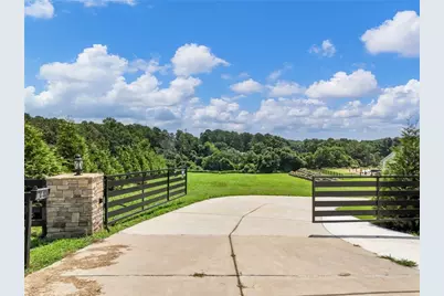 1044 Austin Road, Winder, GA 30680 - Photo 38