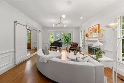7810 Landowne Drive, Sandy Springs, GA 30350 - Photo 6