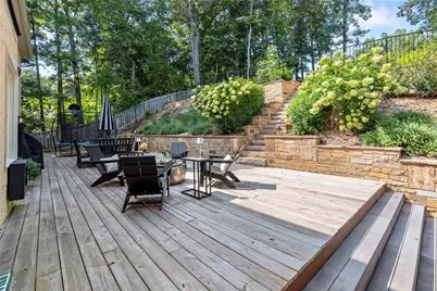 7810 Landowne Drive, Sandy Springs, GA 30350 - Photo 48