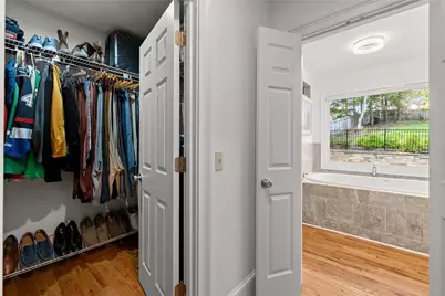 7810 Landowne Drive, Sandy Springs, GA 30350 - Photo 22