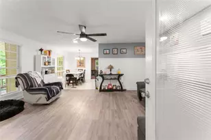 110 Pastel Ln, Clayton, GA 30525 - Photo 4