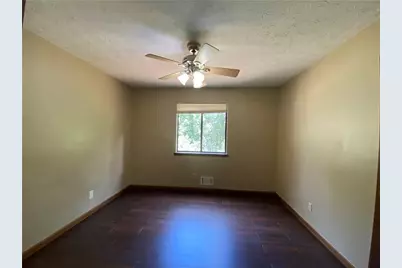 3335 Hillside Drive, Snellville, GA 30078 - Photo 10