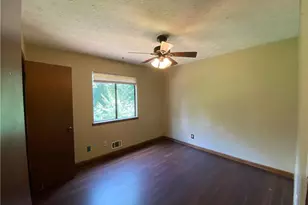 3335 Hillside Dr, Snellville, GA 30078 - Photo 8