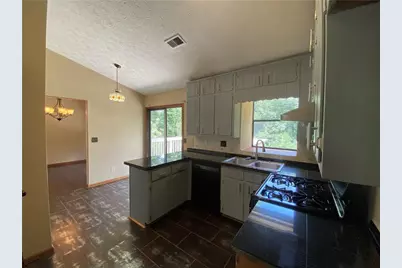 3335 Hillside Drive, Snellville, GA 30078 - Photo 6