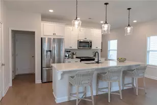 112 Winsome Wy, Woodstock, GA 30188 - Photo 4