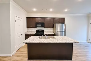 349 Turtle Creek Dr, Winder, GA 30680 - Photo 4