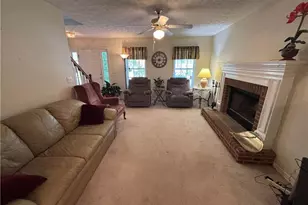 1625 Brush Creek Dr, Monroe, GA 30655 - Photo 6