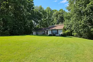 2031 Battlement Ln, Riverdale, GA 30296 - Photo 4