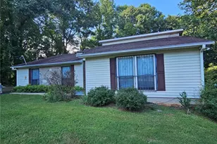 2031 Battlement Ln, Riverdale, GA 30296 - Photo 2