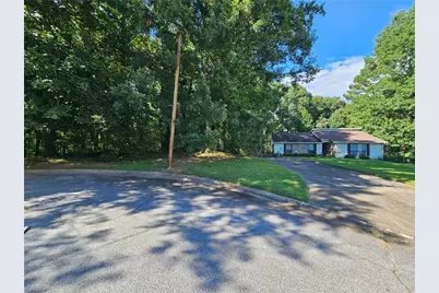 2031 Battlement Lane, Riverdale, GA 30296 - Photo 1
