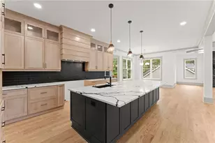 4842 Sturbridge Crescent NE, Roswell, GA 30075 - Photo 10