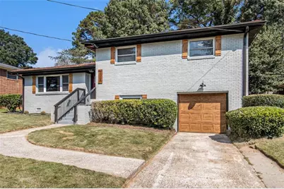 2508 Fontaine Circle, Decatur, GA 30032 - Photo 2