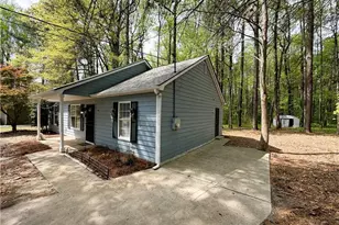 122 Oriole Dr, Jonesboro, GA 30238 - Photo 1