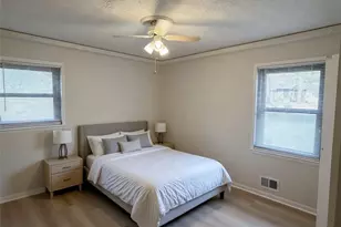1345 Labelle St, Jonesboro, GA 30238 - Photo 2