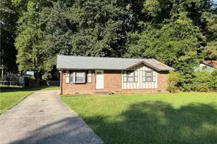 1345 Labelle St, Jonesboro, GA 30238 - Photo 1