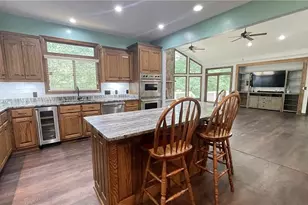 156 Thundering Waters Dr, Cornelia, GA 30531 - Photo 26