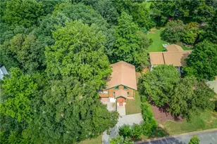 3938 Pointe N, Gainesville, GA 30506 - Photo 2