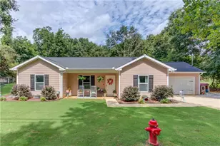 418 Starrs Bridge Rd, Canon, GA 30520 - Photo 1