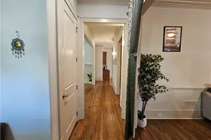 10924 Waters Rd, Alpharetta, GA 30022 - Photo 14