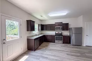 836 Castilla Way, Winder, GA 30680 - Photo 2