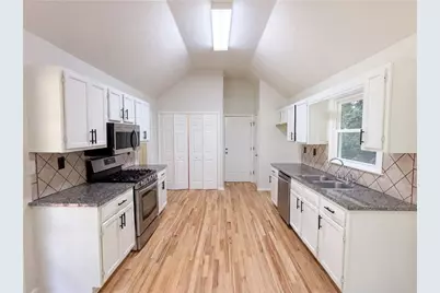 95 Christophers Gallop, Stockbridge, GA 30281 - Photo 2