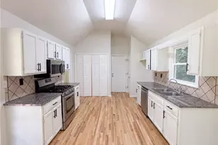 95 Christophers Gallop, Stockbridge, GA 30281 - Photo 2