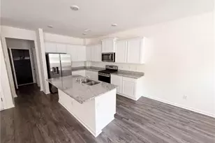 96 Silver Birch Pass, Newnan, GA 30265 - Photo 2